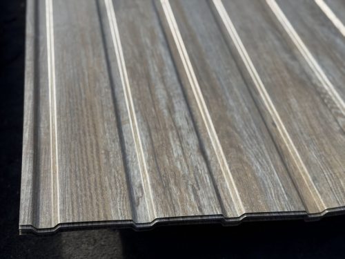 TRAPÉZLEMEZ T8 KÉTOLDALAS SONOMA TÖLGY SZÍNBEN 1180 mm széles